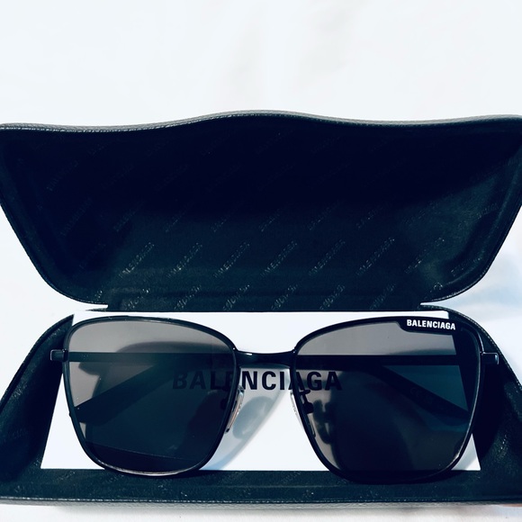 BALENCIAGA black butterfly sunglasses - Picture 1 of 11